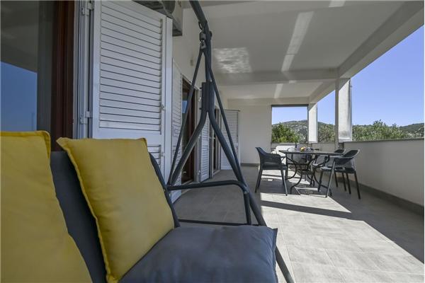 Apartment A1, for 5 persons