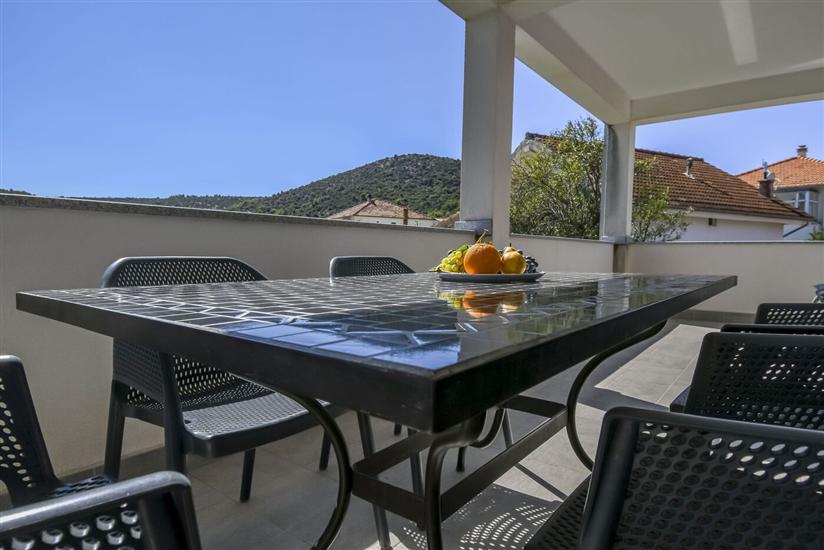 Apartment A1, for 5 persons