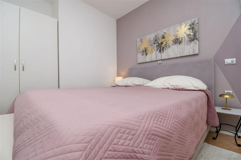 Apartment A1, for 8 persons