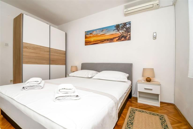 Apartment A1, for 8 persons