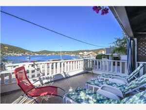 Apartmaj Egerius Vinisce, Kvadratura 74,00 m2, Oddaljenost od morja 5 m, Oddaljenost od centra 50 m