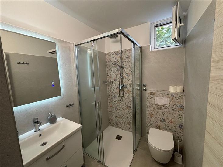 Apartment A1, for 8 persons