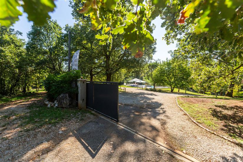 House Villa Cetiri Hrasta