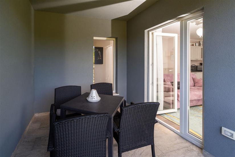 House K1, for 11 persons