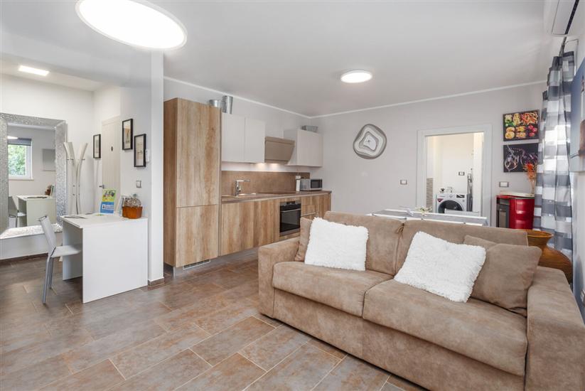 House K1, for 11 persons