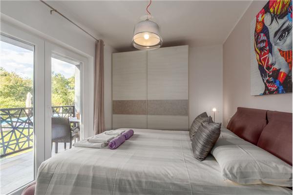 House K1, for 11 persons