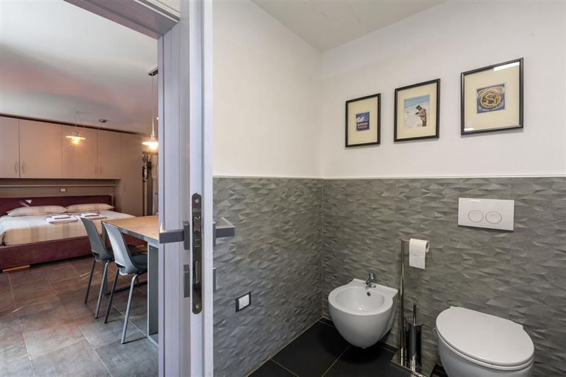 House K1, for 11 persons