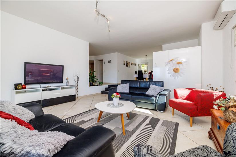 House K1, for 10 persons