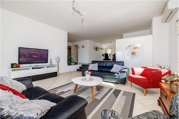 House K1, for 10 persons