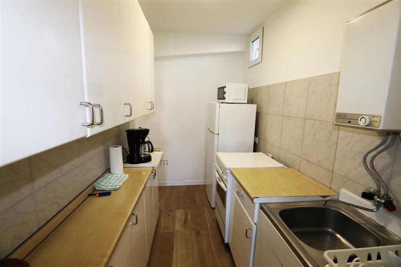 Apartment A1, for 5 persons