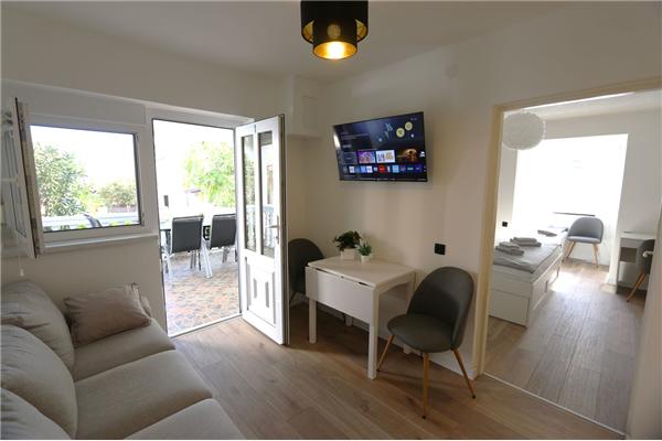 Apartment A1, for 5 persons