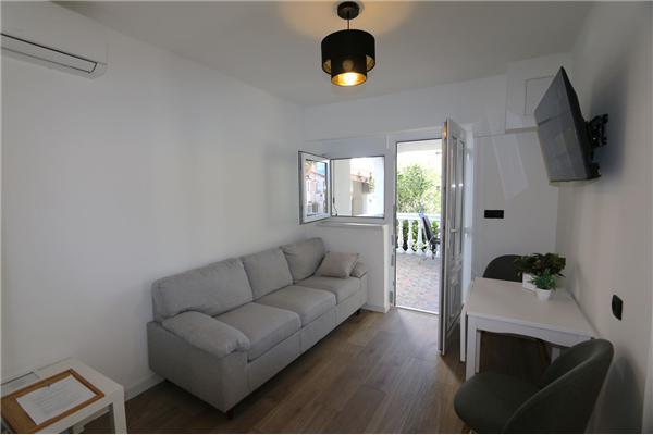 Apartment A1, for 5 persons