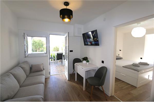 Apartment A1, for 5 persons