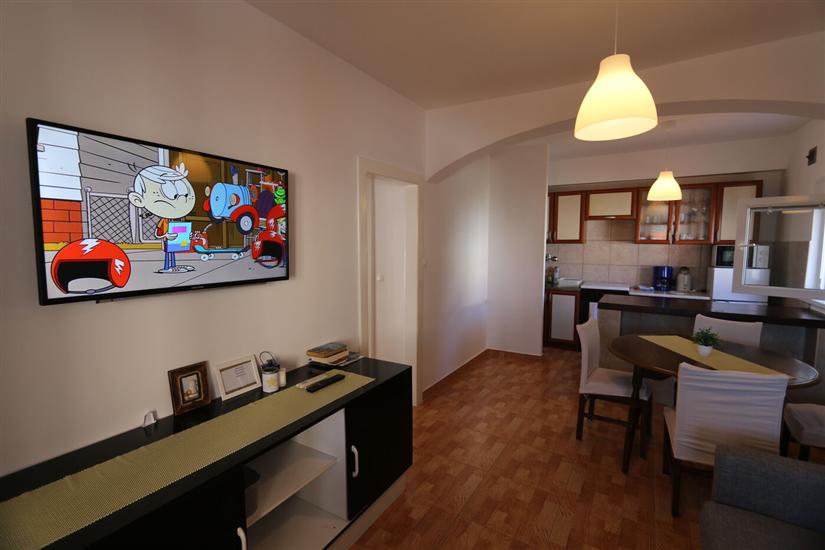 Apartment A2, for 5 persons