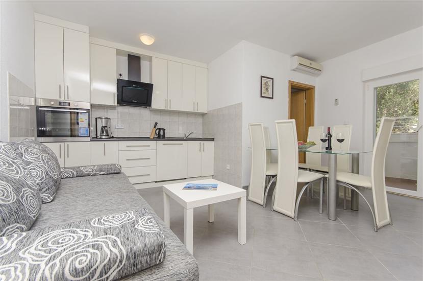 Apartment A2, for 4 persons