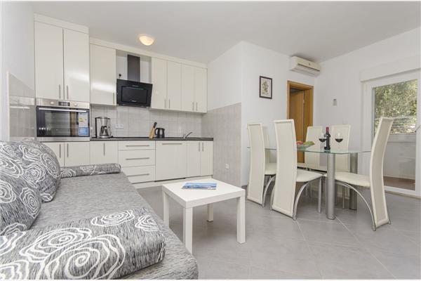 Apartment A2, for 4 persons