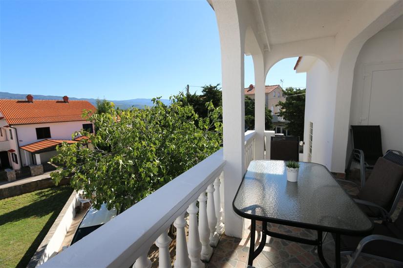 Apartment A2, for 5 persons