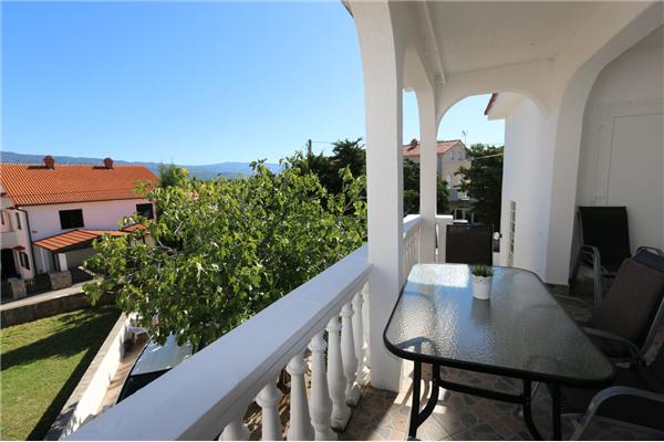 Apartment A2, for 5 persons