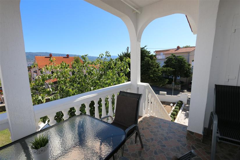 Apartment A2, for 5 persons