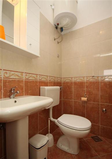 Apartment A5, for 6 persons