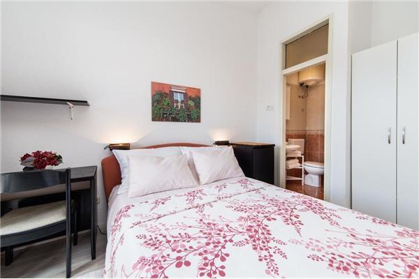 Apartment A5, for 6 persons