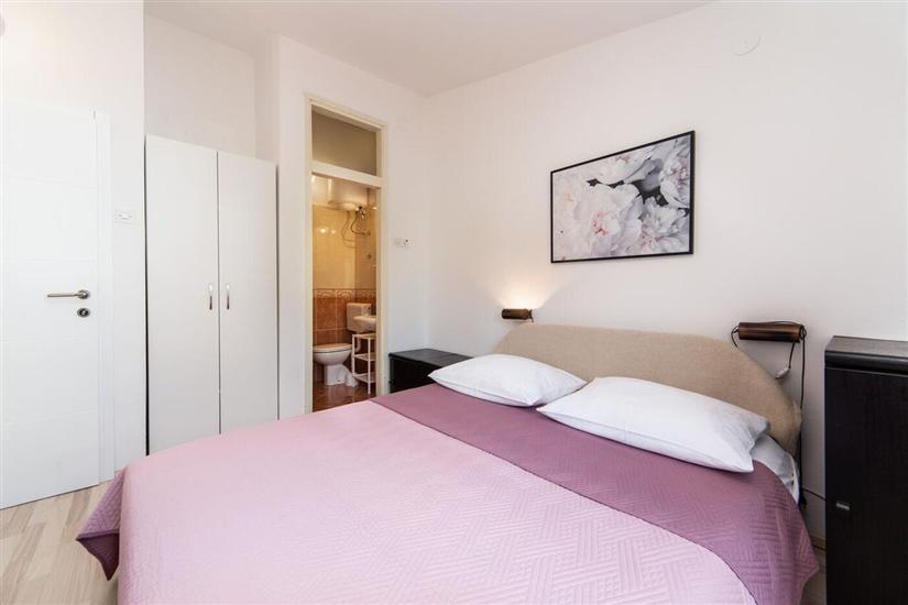Apartment A5, for 6 persons