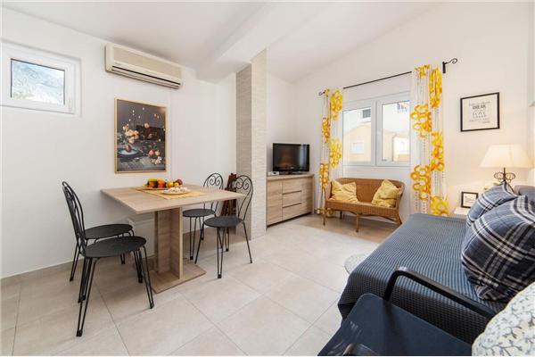 Apartment A5, for 6 persons