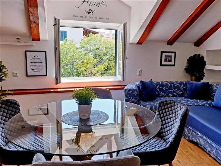 Apartment A2, for 3 persons