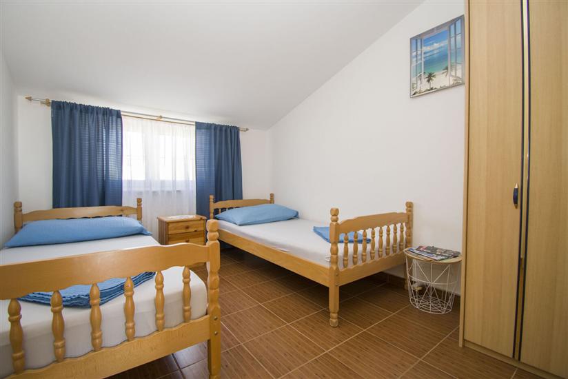 Apartment A4, for 4 persons