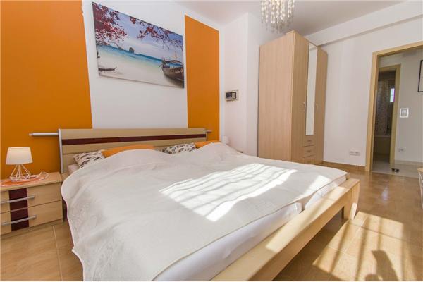 Apartment A2, for 4 persons