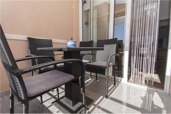 Apartment A2, for 4 persons
