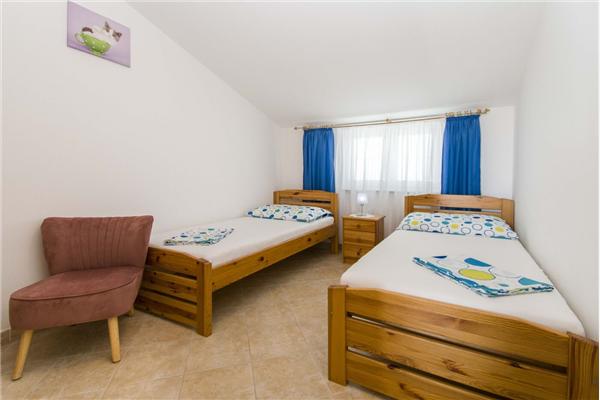 Apartment A2, for 4 persons