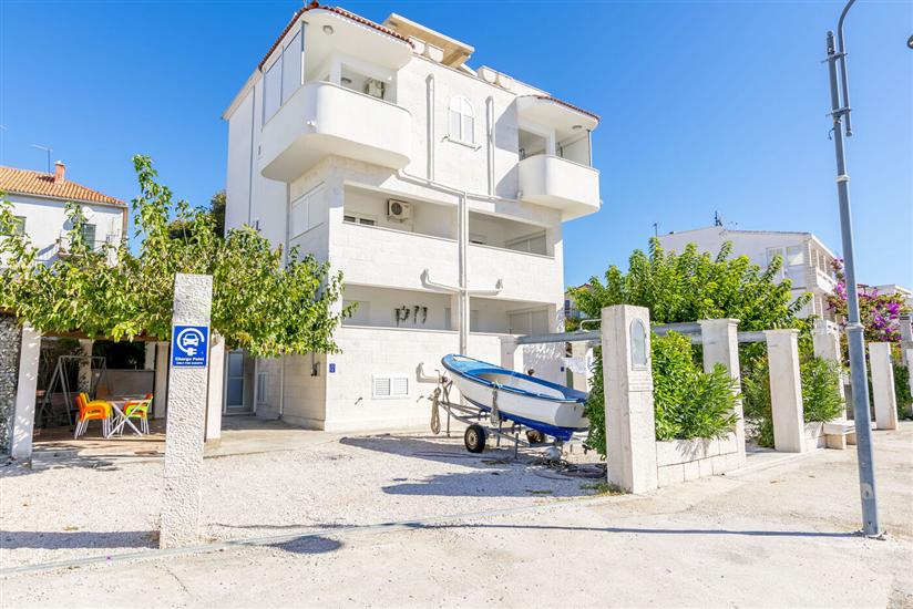 Apartments Jerkunica