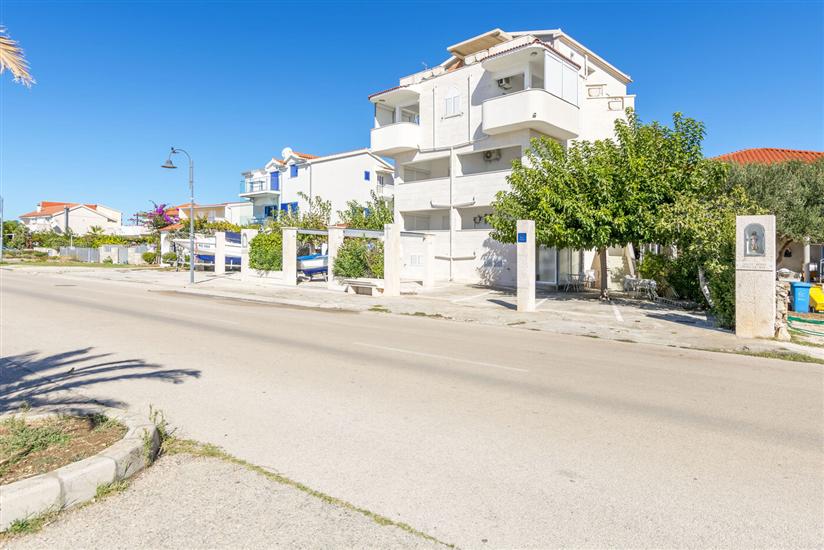 Apartments Jerkunica