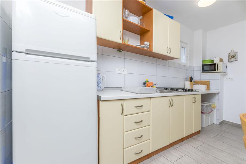 Apartment A1, for 5 persons