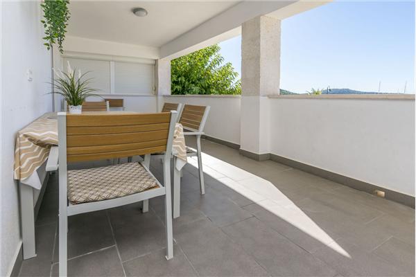 Apartment A1, for 5 persons