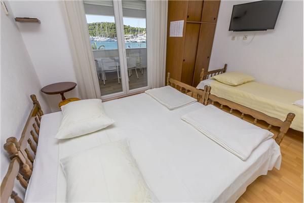 Apartment A2, for 3 persons