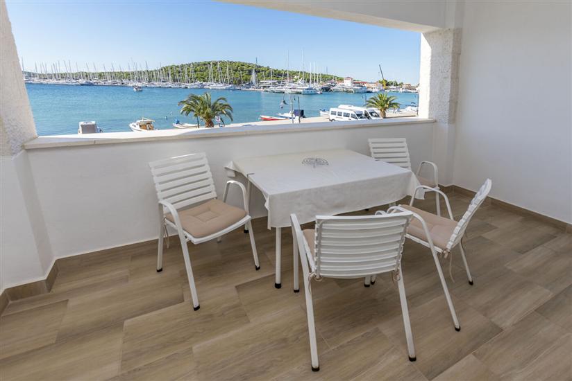 Apartment A2, for 3 persons