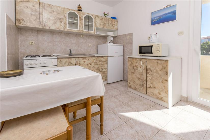 Apartment A2, for 3 persons