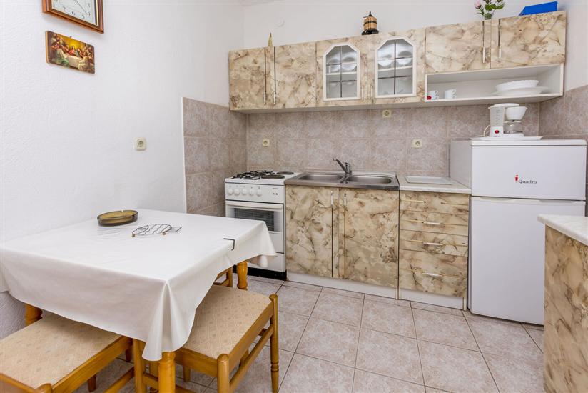 Apartment A2, for 3 persons