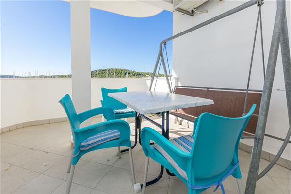 Apartment A4, for 4 persons