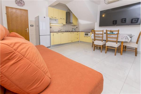 Apartment A4, for 4 persons