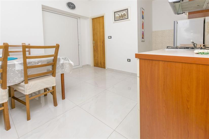 Apartment A5, for 4 persons