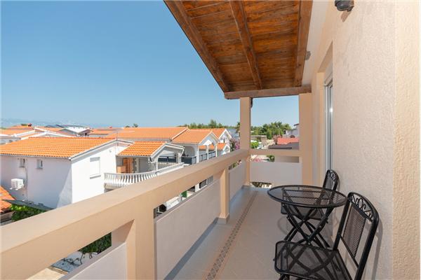 Appartement A3, pour 5 personnes