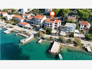 Apartment North Dalmatian islands,BookIveFrom 42 €