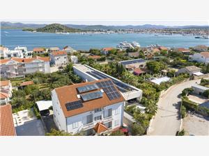 Apartments Nada Murter - island Murter, Size 36.00 m2, Airline distance to town centre 900 m