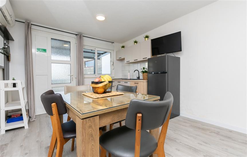 Apartment A1, for 3 persons