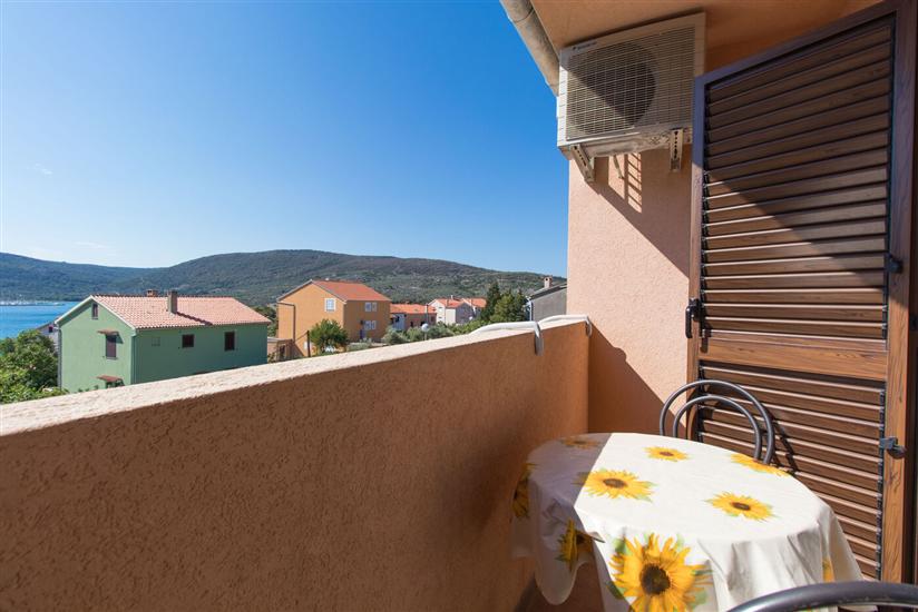 Apartment A3, for 5 persons