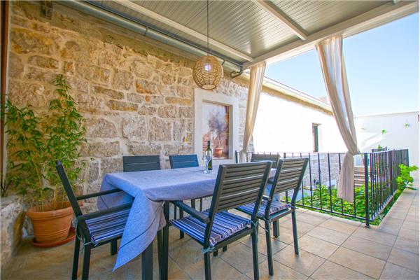 Apartment A1, for 5 persons