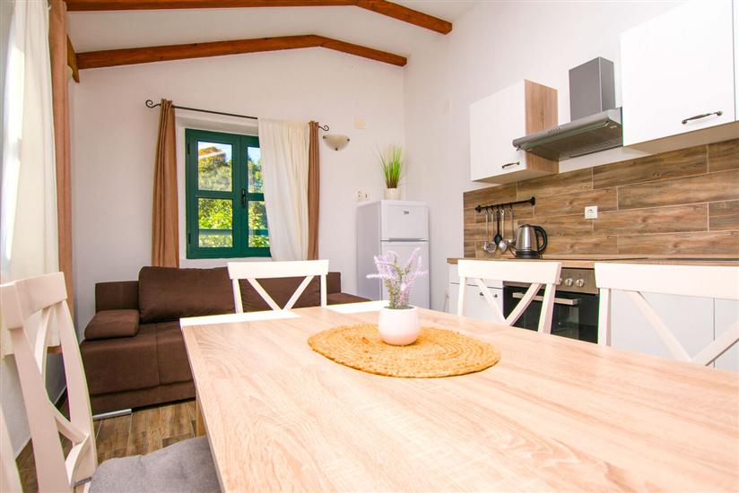 Apartment A1, for 5 persons